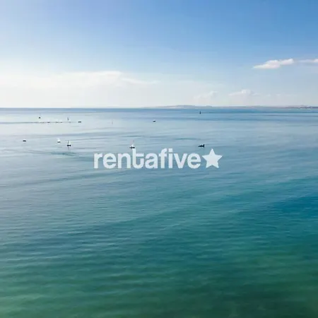Rentafive Vistas Al Mar Bbq Holiday home